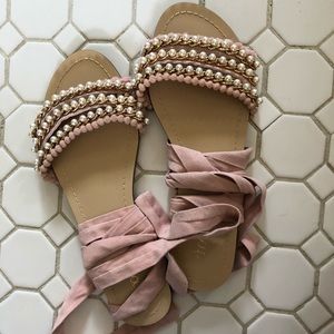 Pearl sandals